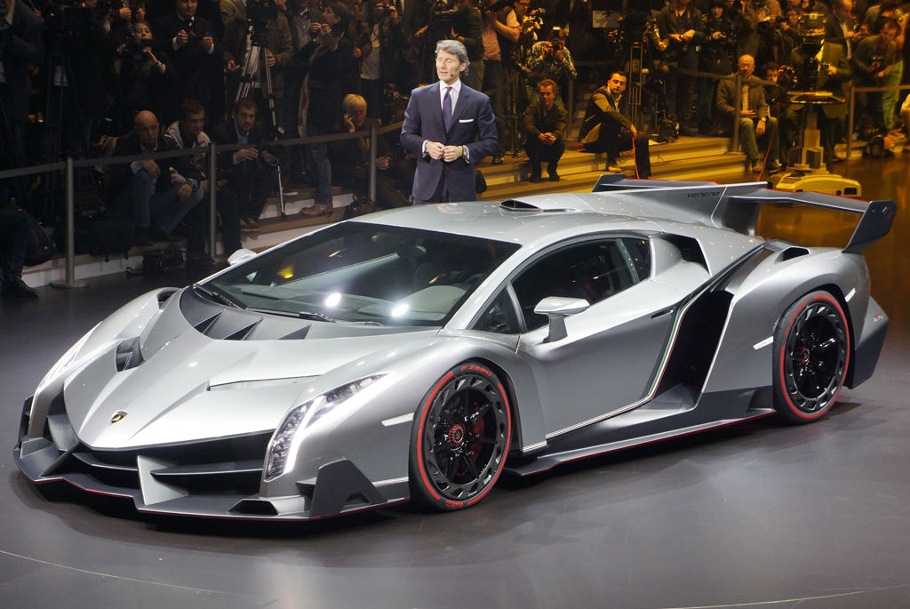 Lamborghini Veneno premiera