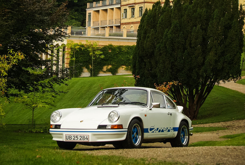 PORSCHE 911 CARRERA RS 2.7